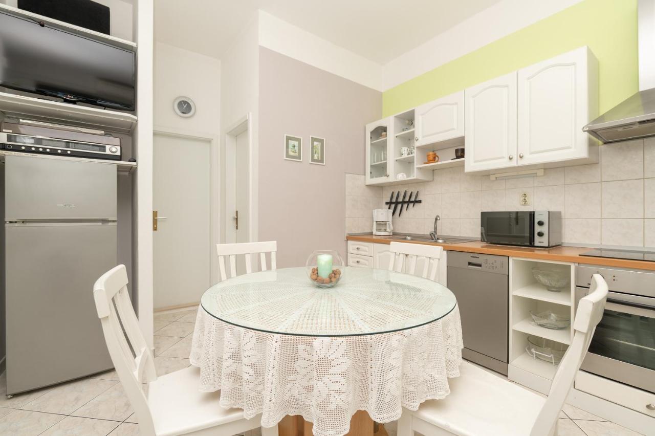 Apartments Talija 德朗西斯 外观 照片